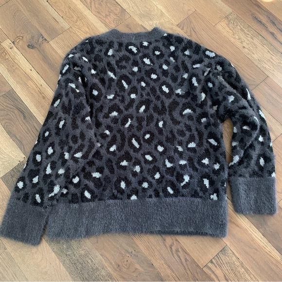 Time And True Animal Print Sweater Size XXL/20 - Picture 7 of 8